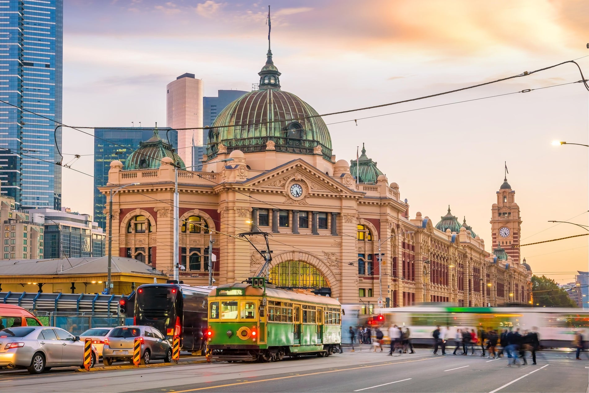 Celebrate Special Moments With Melbourne Hampers