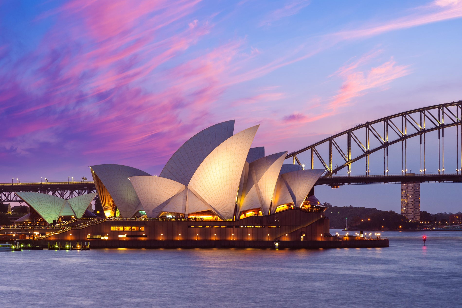 Sydney Corporate Hampers Featuring Champagne