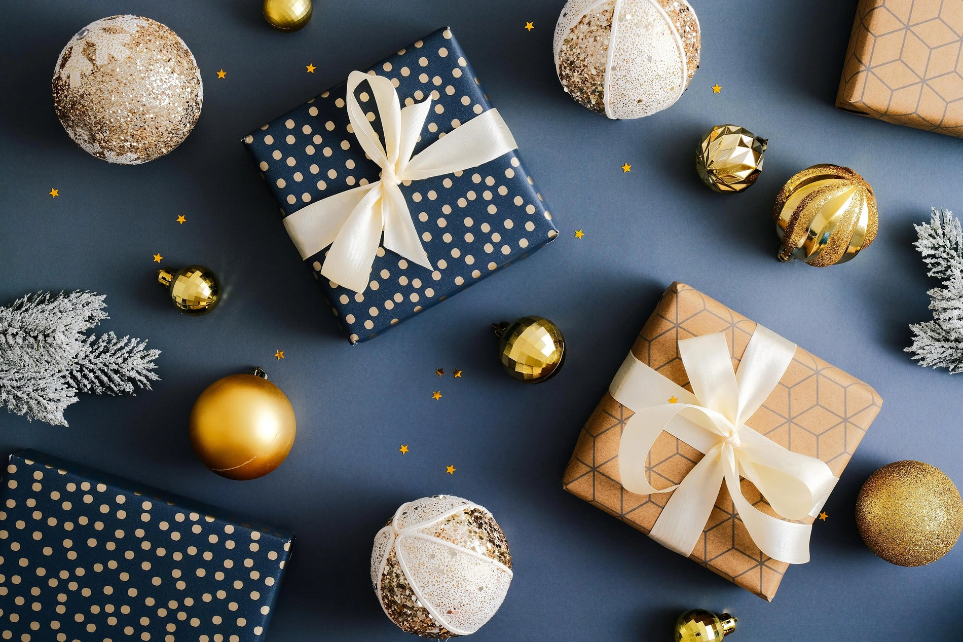 Corporate Gift Hampers: The Secret to Employee Retention and Satisfaction