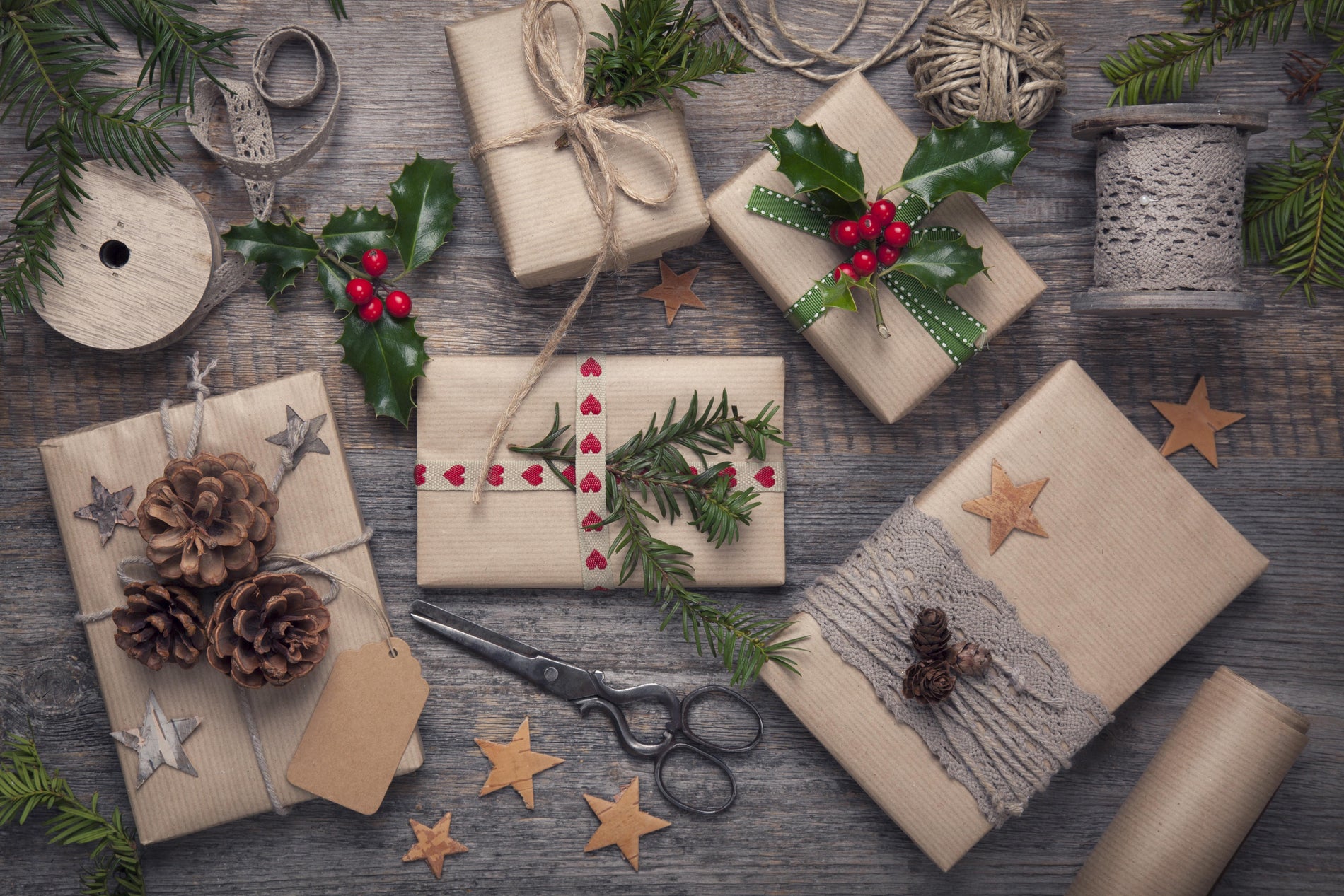 Luxury Corporate Hampers That Impress Your Clients