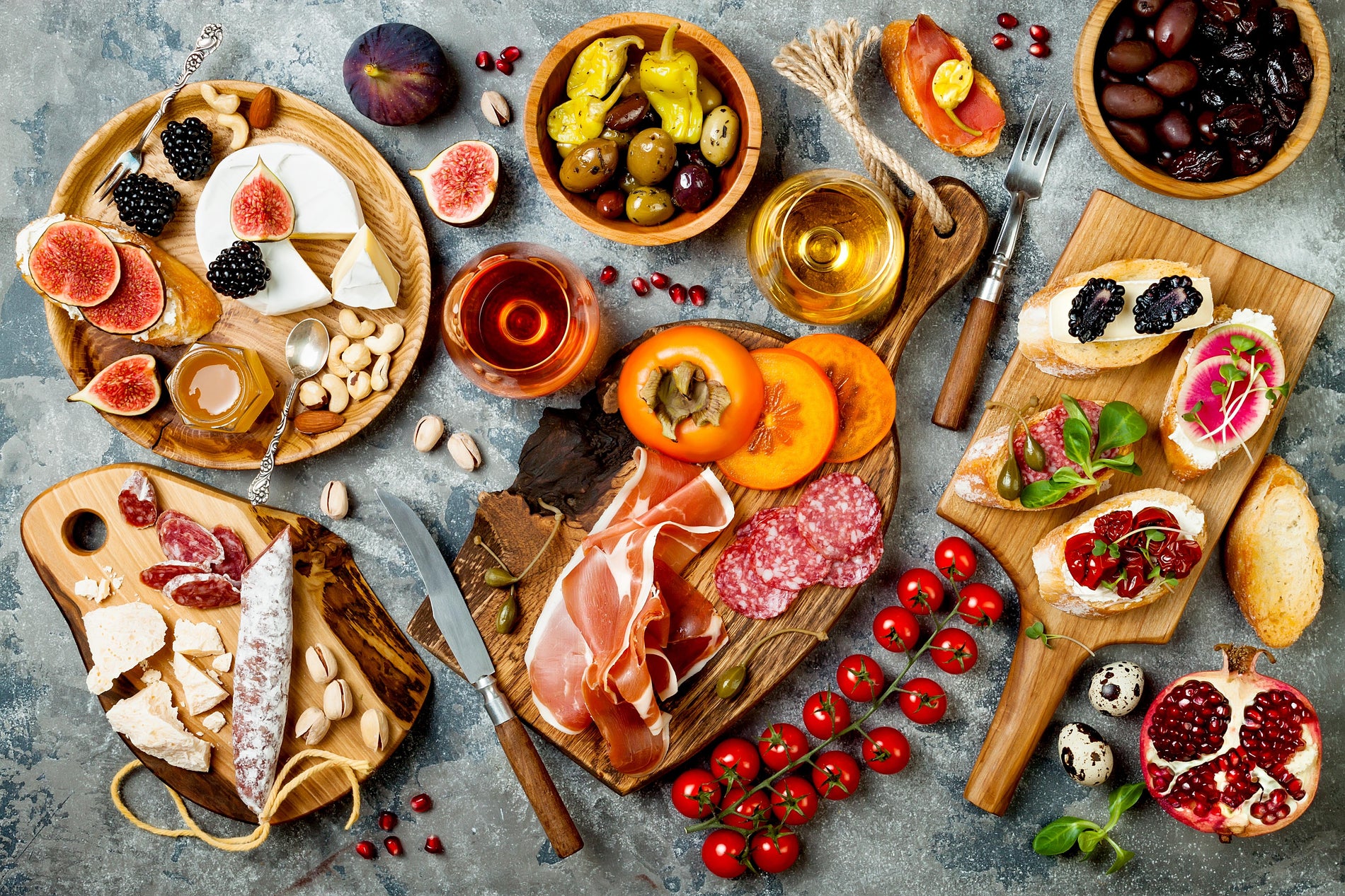 Gourmet Settlement Hampers For Discerning Clients