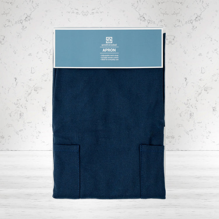 Protect your clothes in style with the Smith and Nobel Apron – perfect for cooking, baking, and crafts. Stylish and functional!