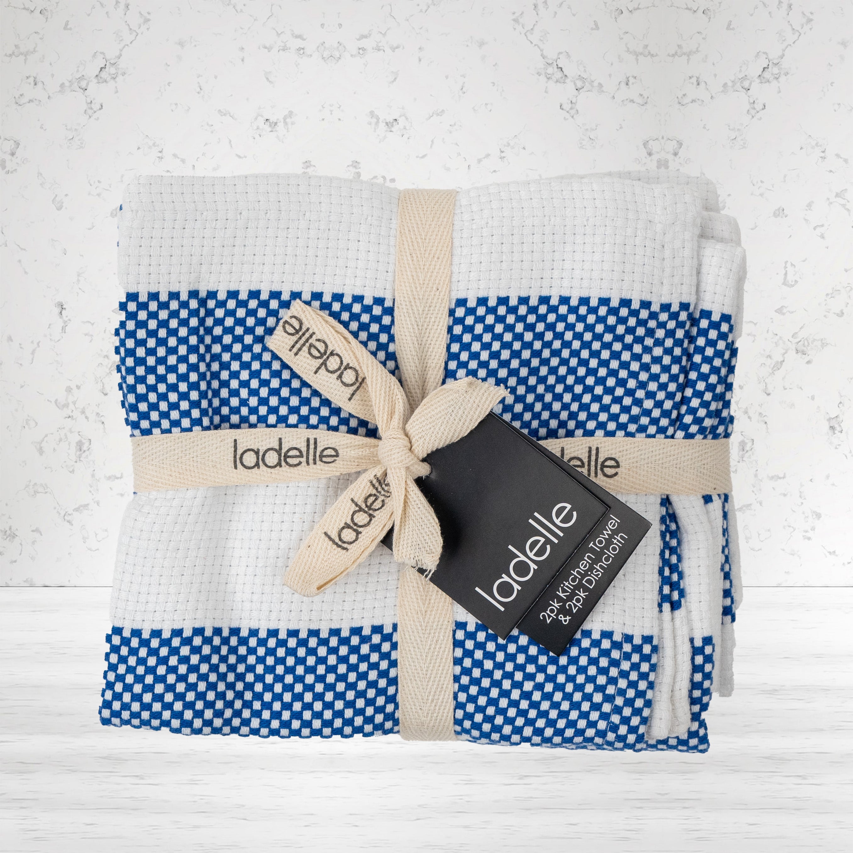 Ladelle kitchen towel: Soft, absorbent, and stylish. Perfect for drying dishes and hands. A must-have for every kitchen!