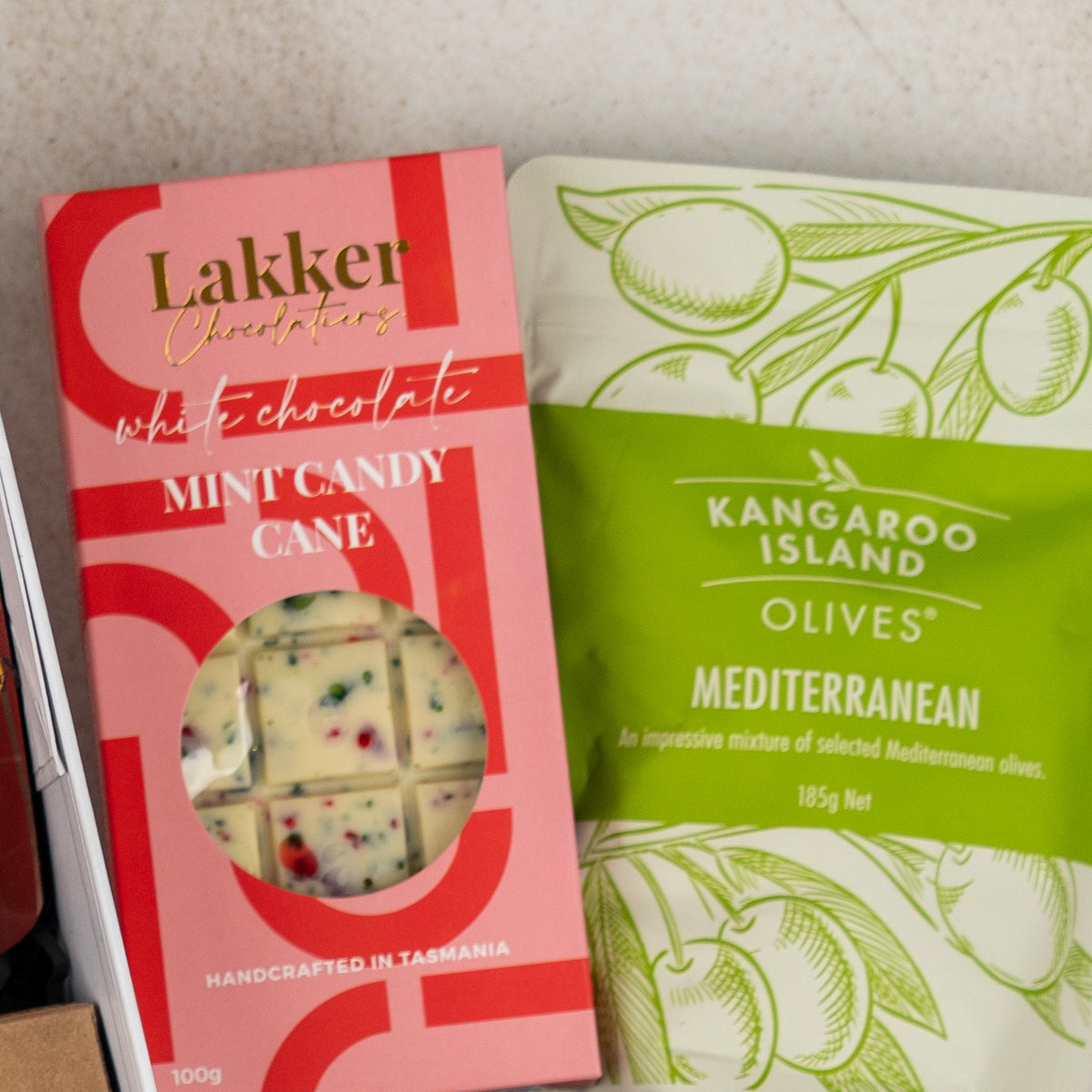 Gourmet Feast and White Wine gift box