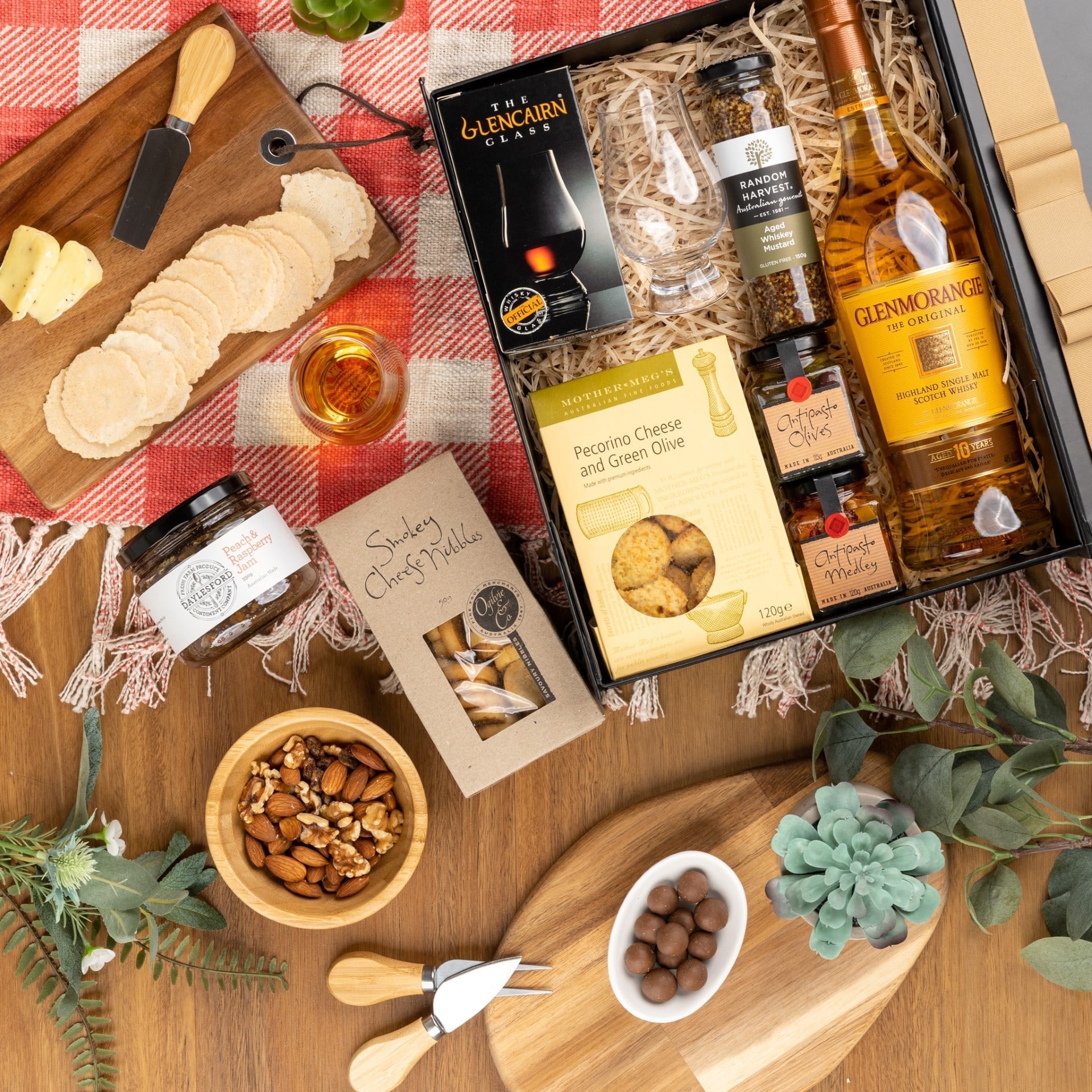 For a Whisky Lover - The Hamper Boutique Co